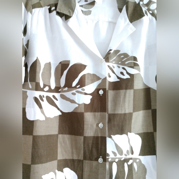 Hilo Hattie Hawaiian Shirt Floral Leaf Monstera Print Made in USA XL Chest 42" - Picture 2 of 6